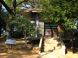 北隅にある釈迦堂