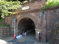 インクライン・上に線路跡