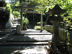 二の鳥居と参道