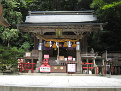由岐神社 本殿