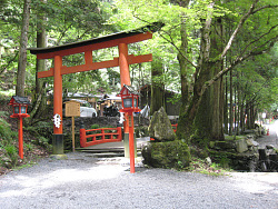 奥宮鳥居