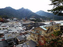 神社側の眺め