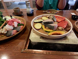 焙烙(素焼きの皿状)の上で焼く